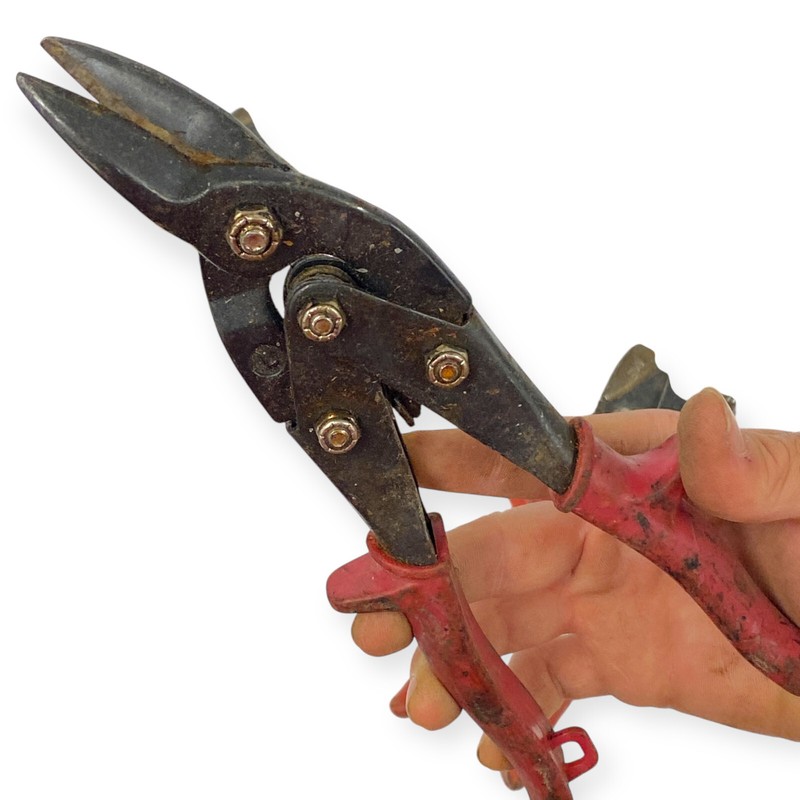 Wiss M2, M5 Offset Snip Cutters With Coated Handle Right Cut, 3 Pcs, Made in USA gallery