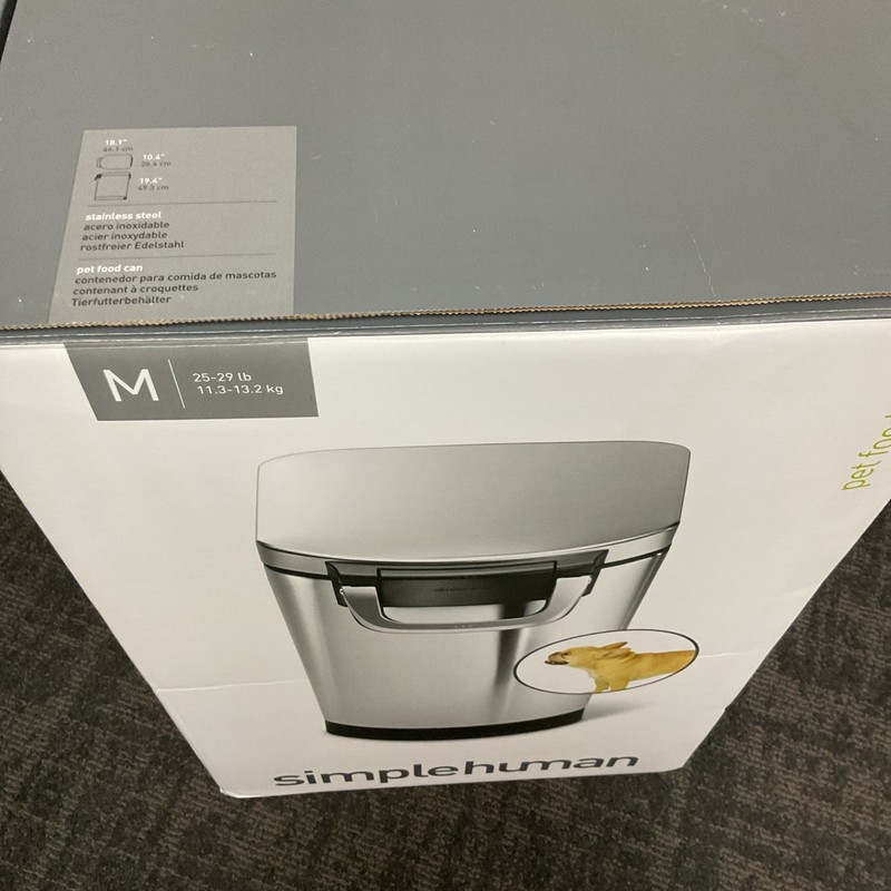 Simplehuman MediumPet Food Storage Container, Holds 28 lb / 11-13 kg gallery