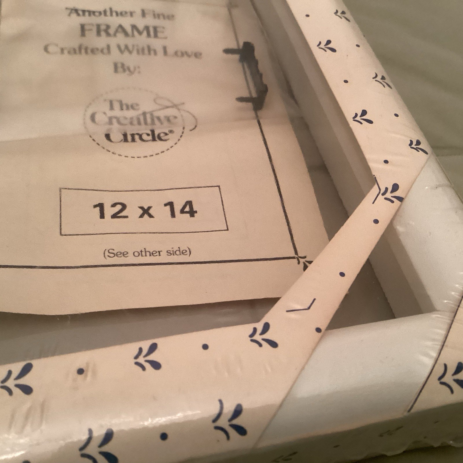 The Creative Circle White Wooden Picture Frame Vintage 12x14 USA gallery