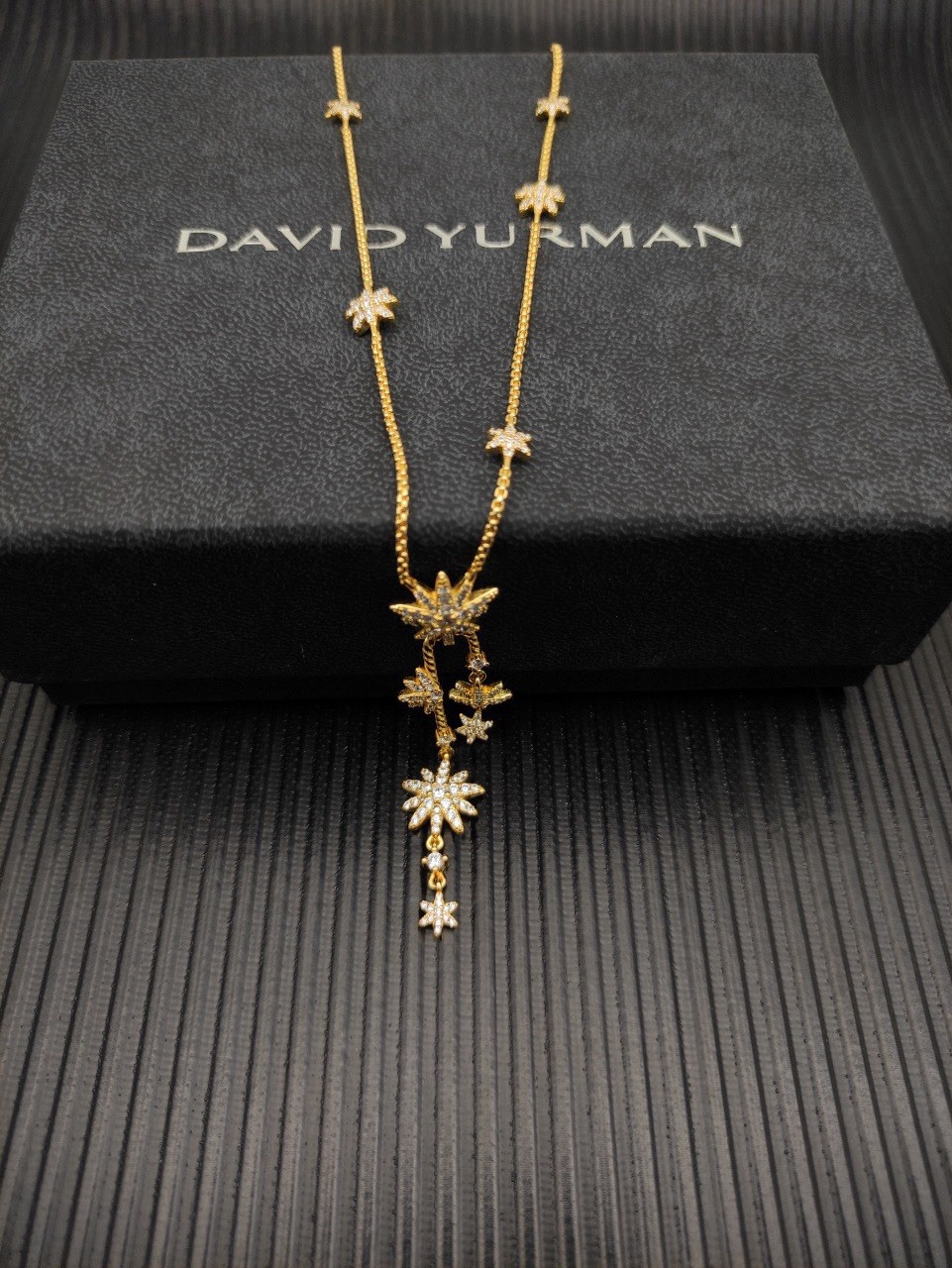 David Yurman 18k Yellow Gold Diamond Star Drop Starburst Lariat Necklace gallery