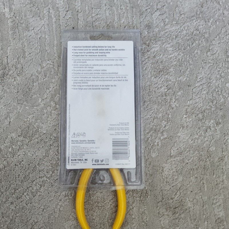 Klein Tools D203-7 7 in Side-Cutting Long-Nose Pliers Forged Steel Yellow Handle gallery