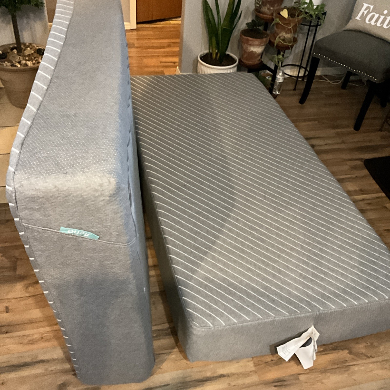 Siena MAS 10.0 Split King 10" Memory Foam Mattress Medium Gray Removable gallery
