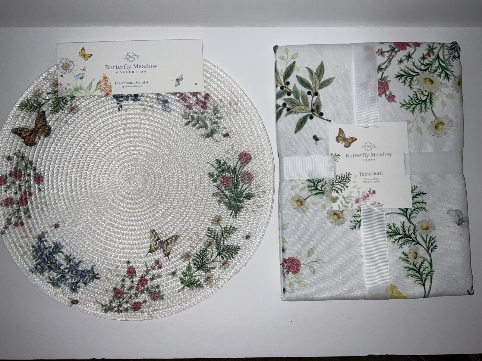 LENOX BUTTERFLY MEADOW 4 ROUND PLACEMATS + POLYESTER 50x50 TABLECLOTH SEATS 2-4 gallery