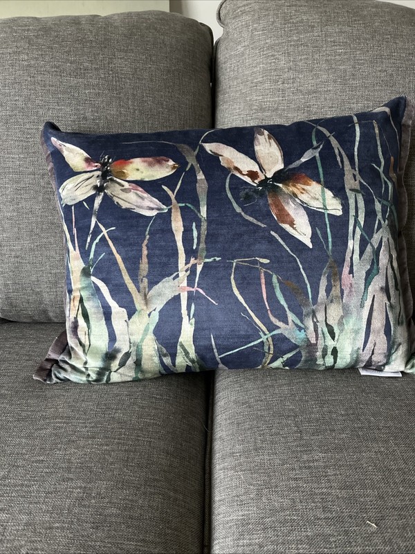 Voyage Maison Rectangular 100% Duck Down Pillow Made In UK gallery