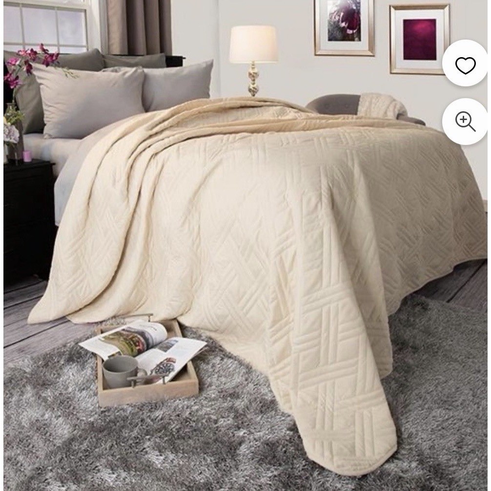 Lavish Home King Quilt Ivory Solid Color Lightweight Bedding 102x86 66-40-K-I gallery