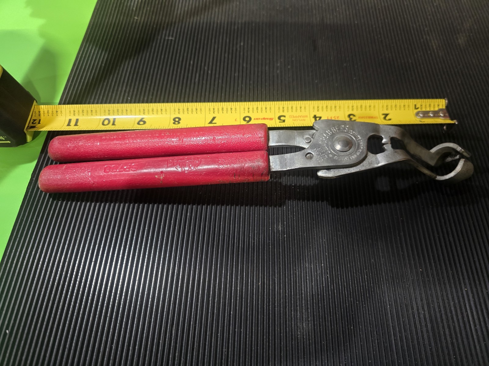 MAC TOOLS SP700 Grabber Spark Plug Pliers 11 in Insulated Handle. gallery