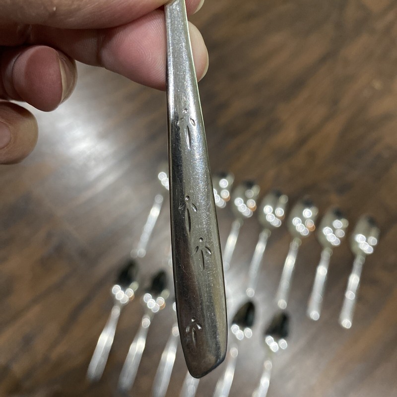 Oneida stainless Flatware Desert Sand pattern Lot Of 15 Teaspoons 6” gallery