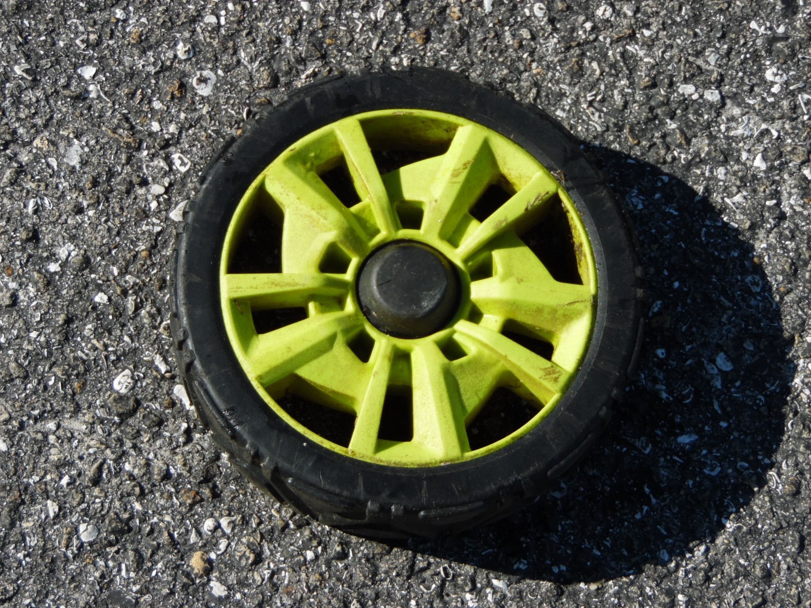 Ryobi 20" Mower RY401012 40v 8" Front Wheel with Cap Free US Shipping gallery
