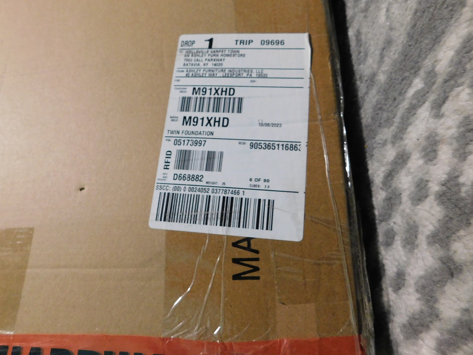 Ashley M91XHD Twin Foundation Box Spring Replacement Brand New Sealed gallery