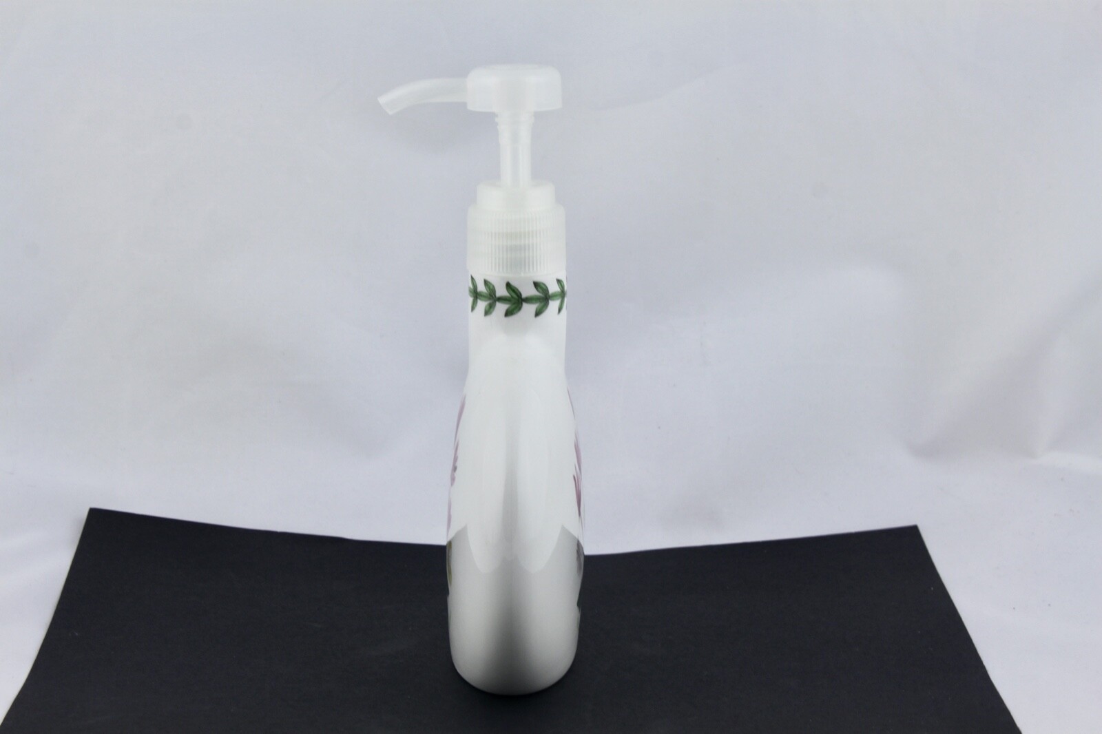 PORTMEIRION BOTANIC GARDEN LOTION/SOAP DISPENSER gallery