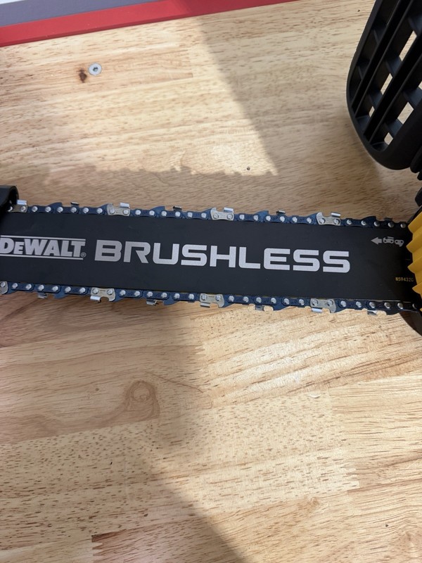 Dewalt 60v Max Flexvolt 16” Chainsaw DCCS670B (Tool Only) gallery