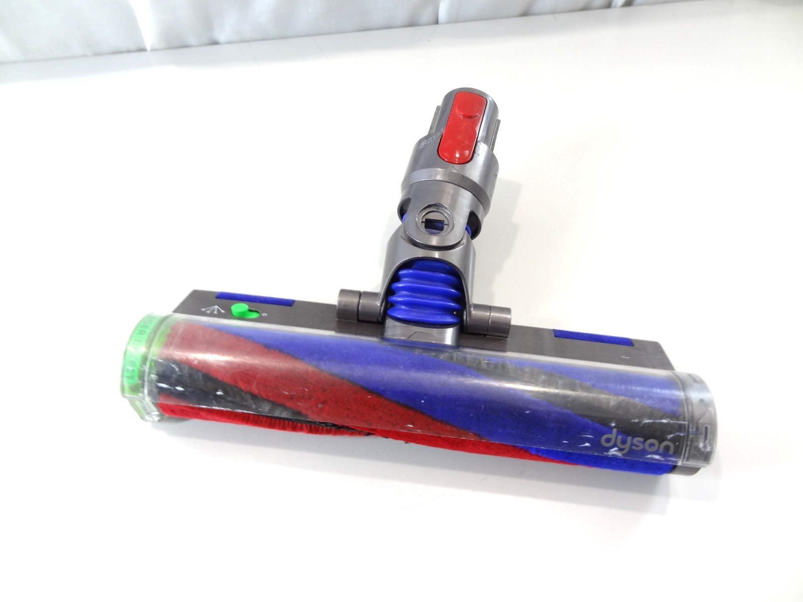 Dyson OEM Laser Fluffy Optic Brush Cleaner Head V15 V11 V10 V8 972522-01 gallery