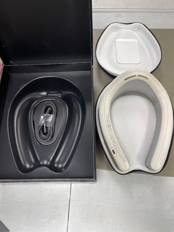 TORRAS COOLiFY Cyber・2025 Flagship AI Neck Air Conditioner, Ultimate Immersive C gallery