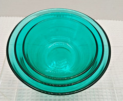 Social Studies 3 Small Nesting Clear Teal Color Food Prep Utilitarian Bowls