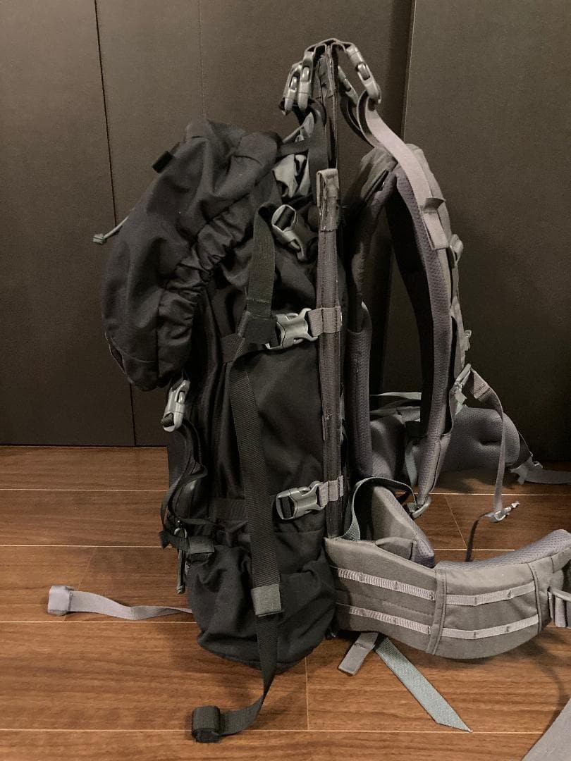 MYSTERY RANCH Terraframe 65L Backpack Black Guide Light MT Used 3