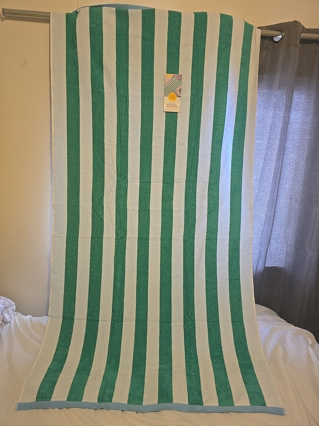Extra Long Reversible Beach Towel Build In Hanging Loop 36×72 In (91.4cm× 182.8) gallery