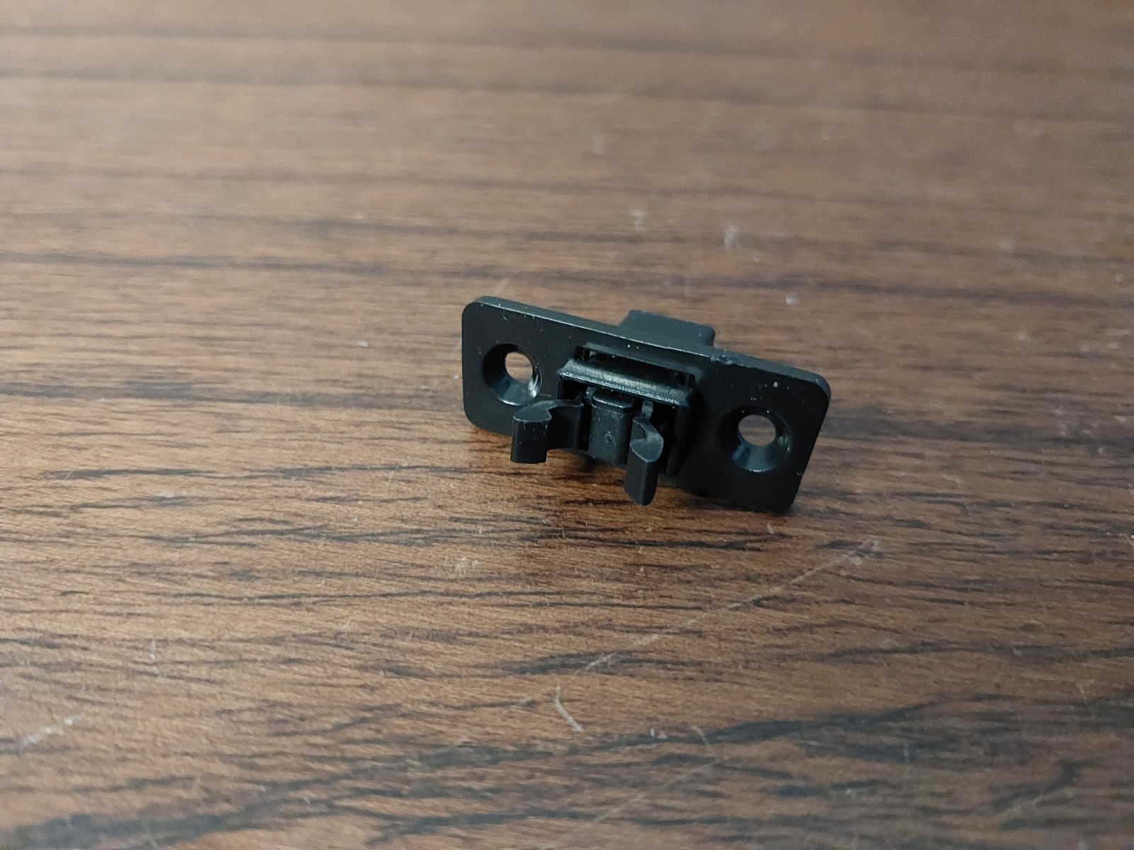 Pyle PUCRC95.5 Pure Clean Robot Vaccum - Replacement Door Flap Locking Latch gallery