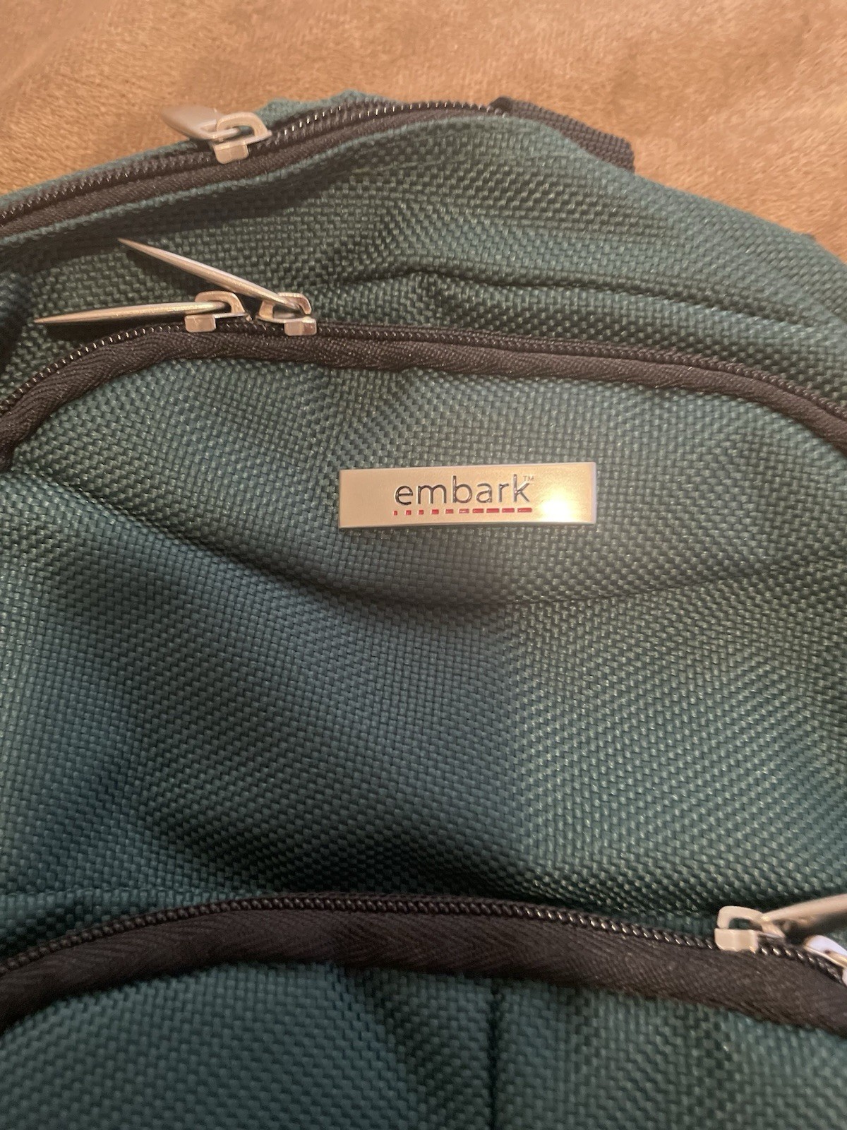 Embark Green Black Hiking Backpack Polyester Padded Mesh Side Pockets 17x13 2