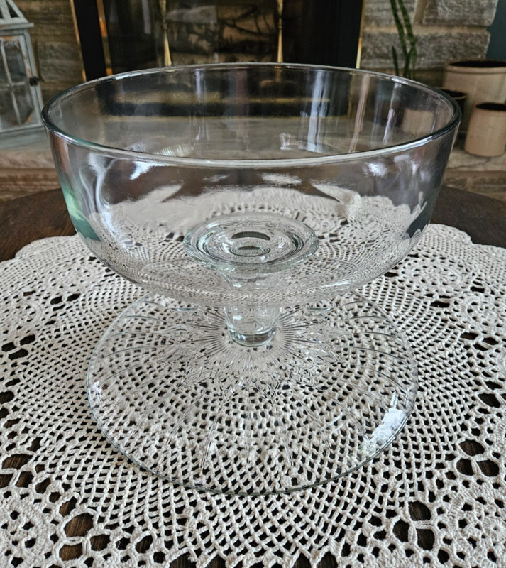 Vintage Anchor Hocking Canfield 2 pc Footed Cake Plate Set Dome Lid Punch Bowl gallery