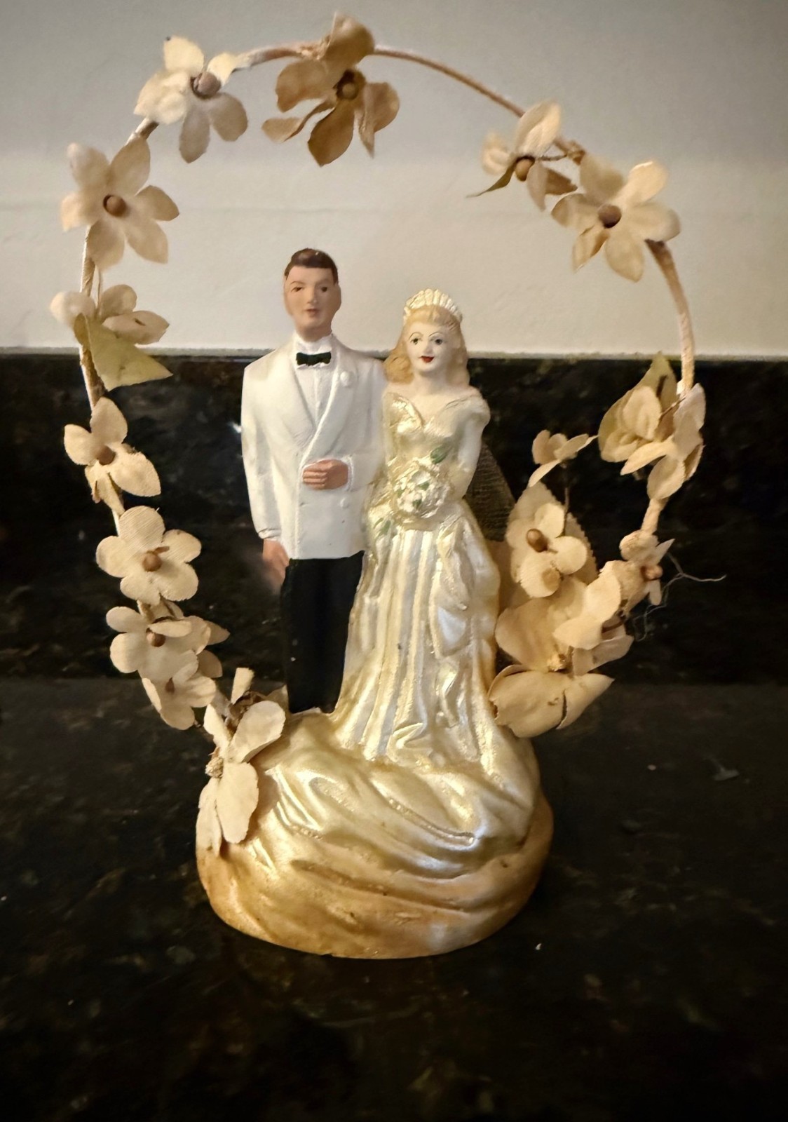 Vintage Unique 1949 Wedding Cake Topper Bride & Groom Pfeil & Holin gallery