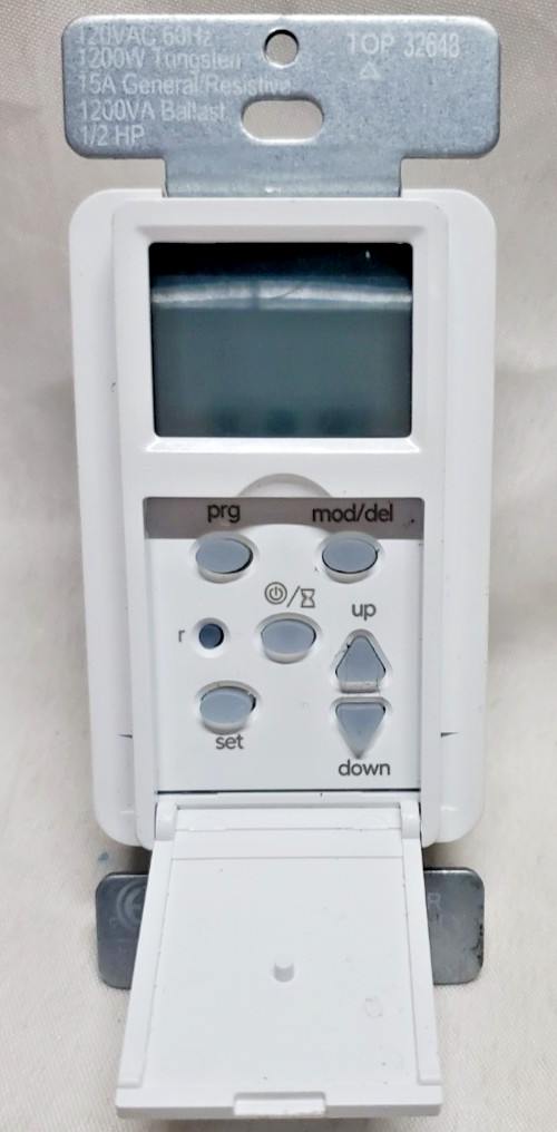 Defiant 15 Amp 7-Day In-Wall Digital CFL-LED Compatible Timer WHITE WITH PLATE gallery