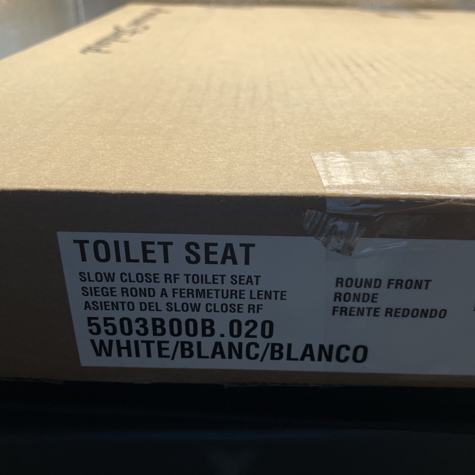 5503B00B.020 Transitional Slow-Close Round Front Toilet Seat, White Modern gallery