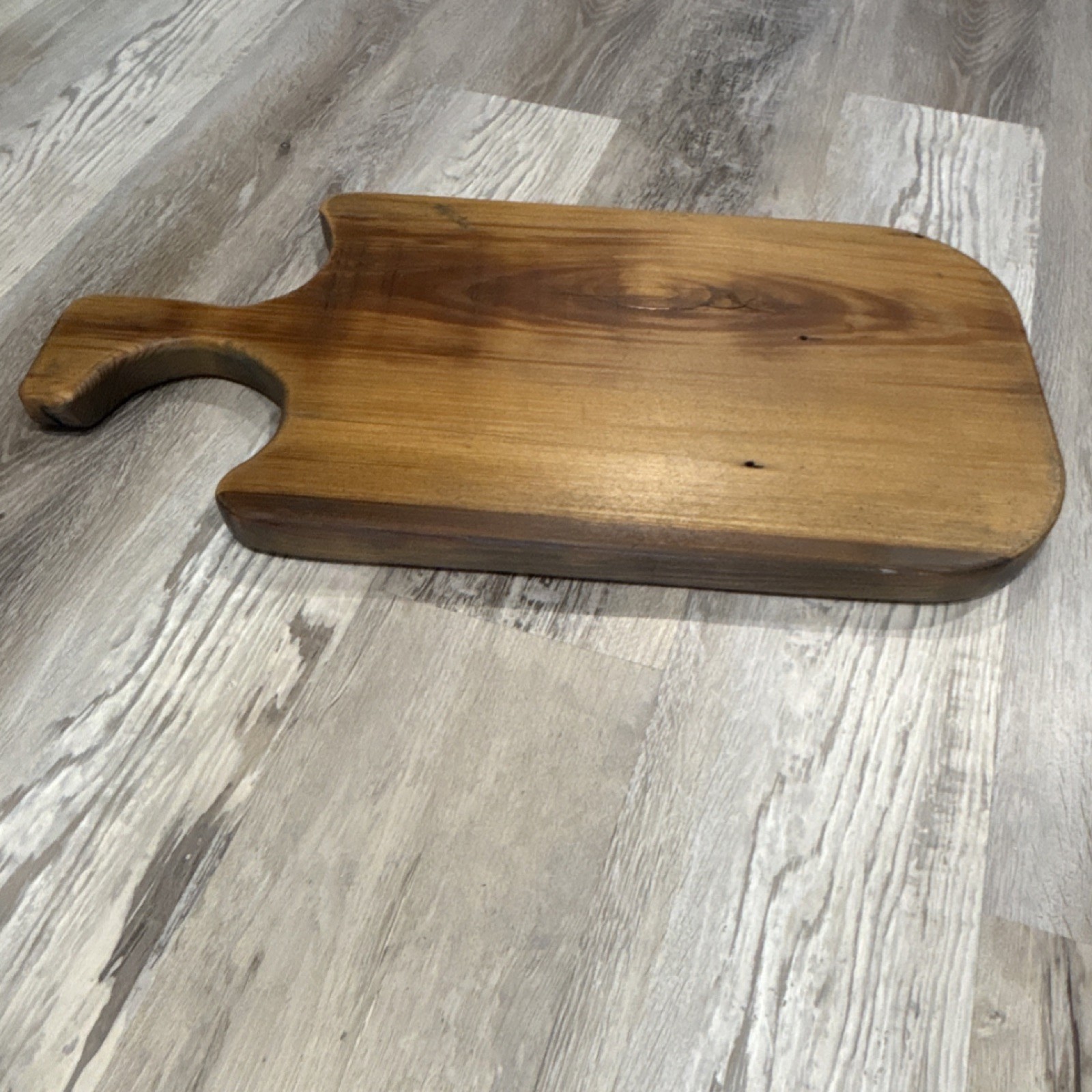 Wooden ServingBoard Medium Rectangle Solid/Plain Brown with Handle 1 Piece gallery