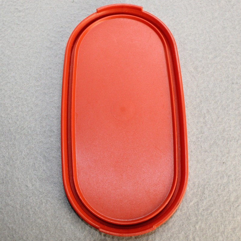 Tupperware Modular Mate Oval 5 Container Red Lid 12.25 Cup Good Vintage Storage gallery