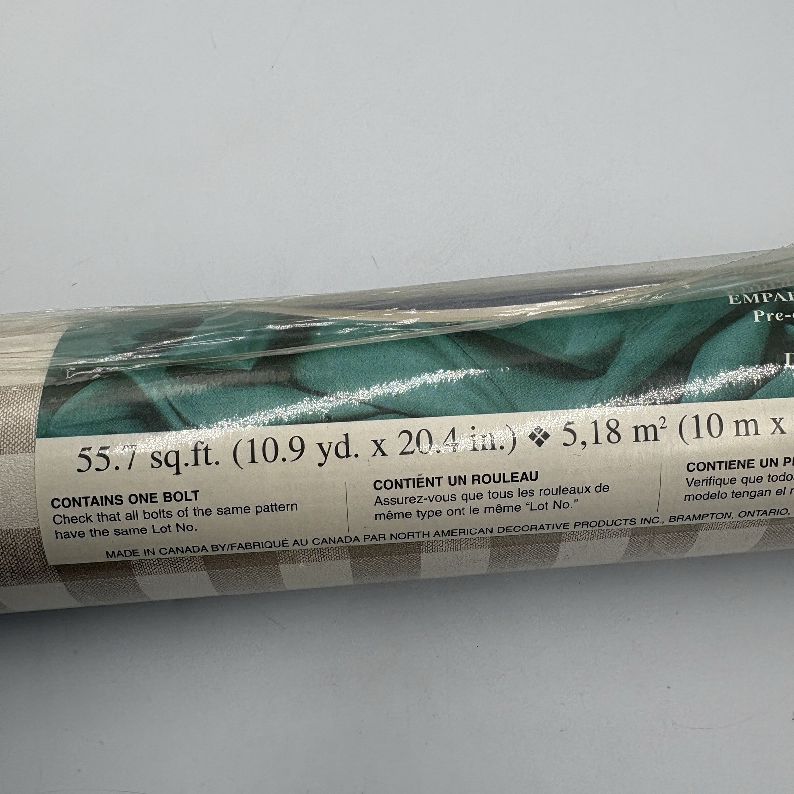 Norwall KB18272 Plaid Checkered Wallcovering Roll Prepasted Strippable 55.7sq ft gallery