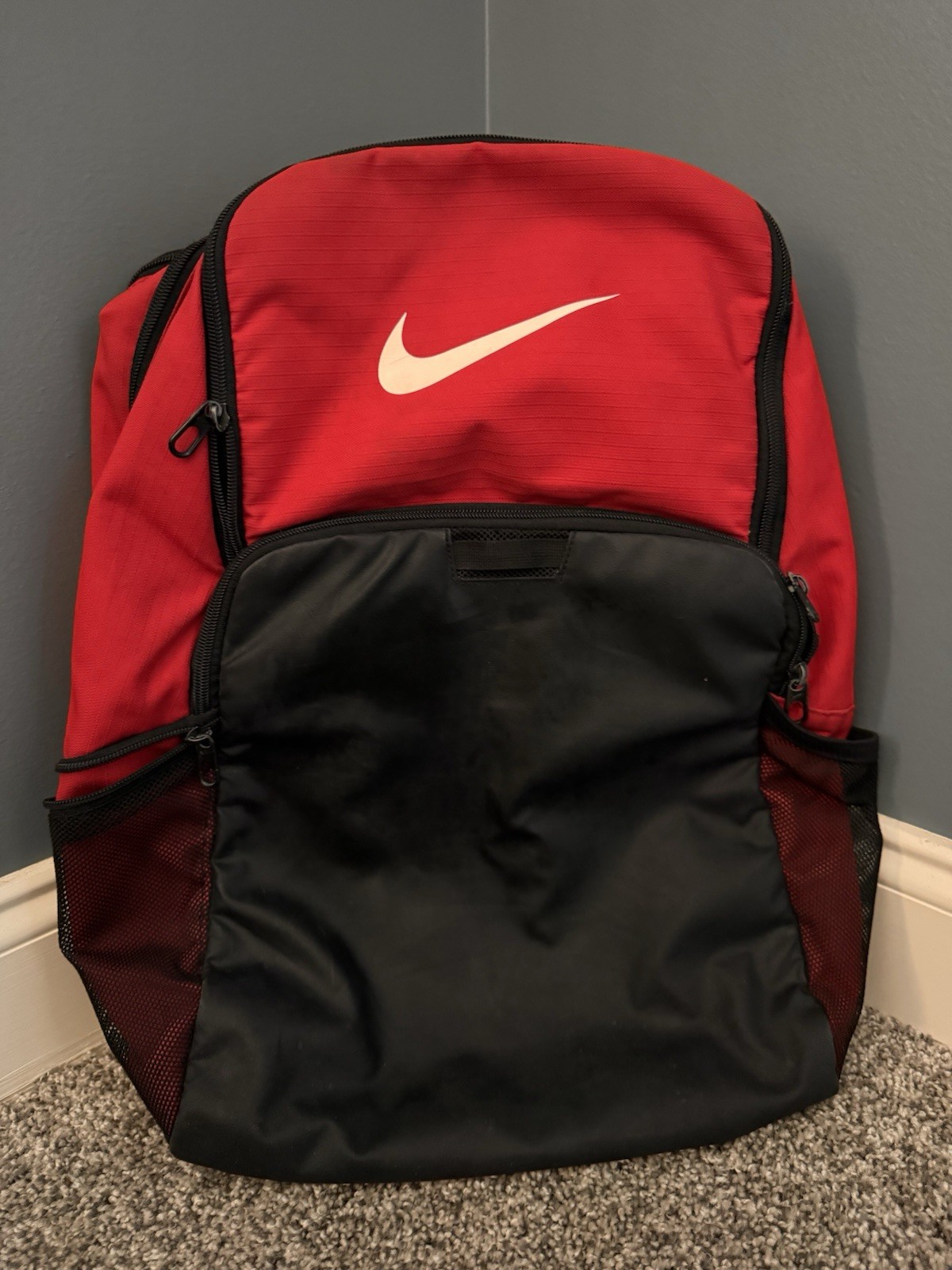 Nike Large Backpack Red and Black Excellent Used Condition