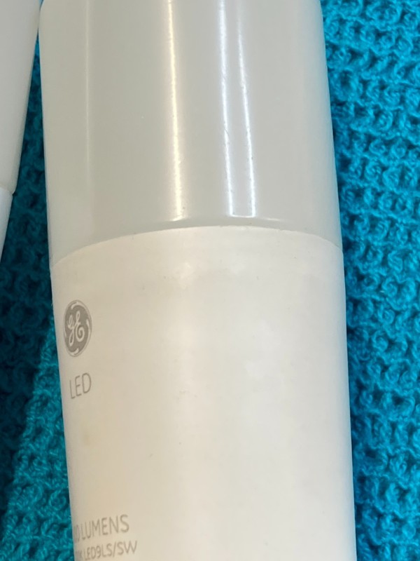 GE Bright Stik LED 9w 60watt bulb equivalent 2700K 800 lumens lot of 8 pack of 8 gallery