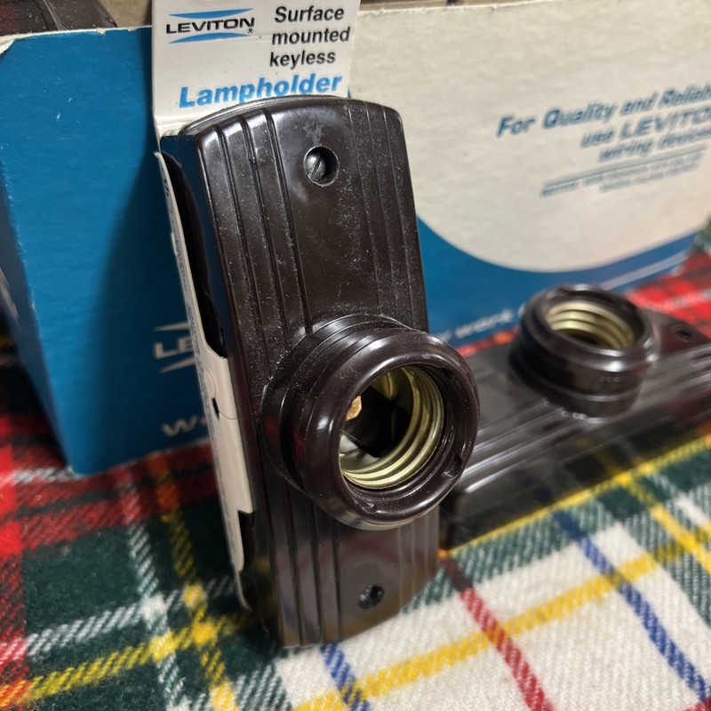 7 Leviton Electric Plastic Brown Surface Mounted Keyless Lampholder 5236 NOS gallery