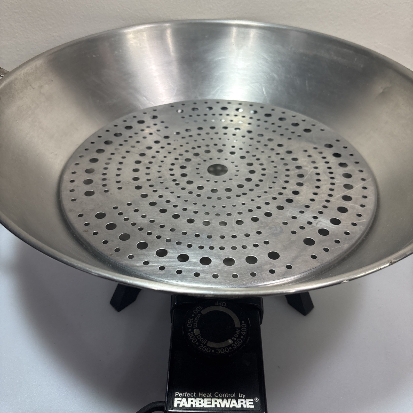 Farberware 14" Stainless Steel Electric Wok Model 303 gallery