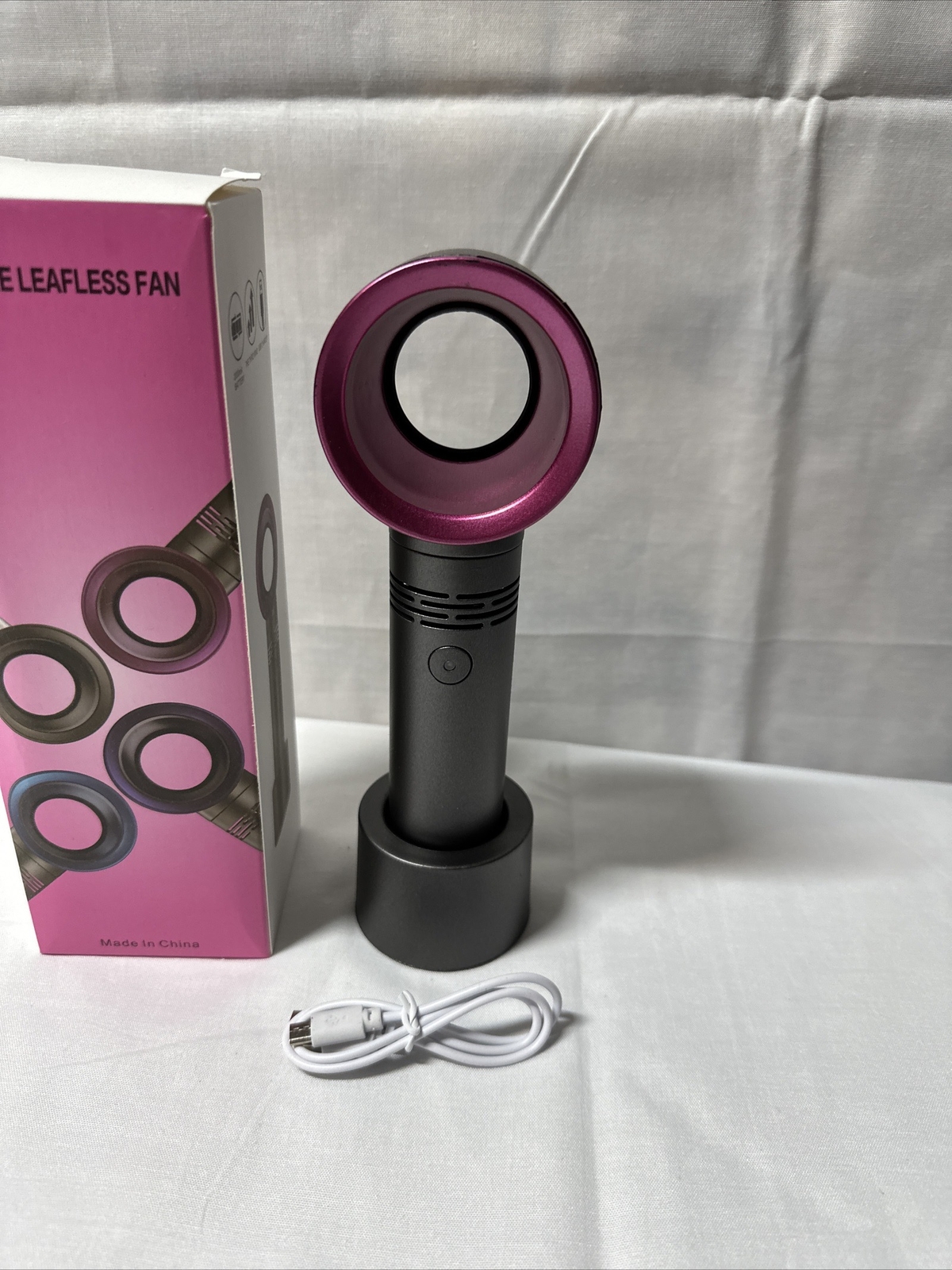 Handheld leafless fan desktop portable creative mini fan USB rechargeable PINK gallery