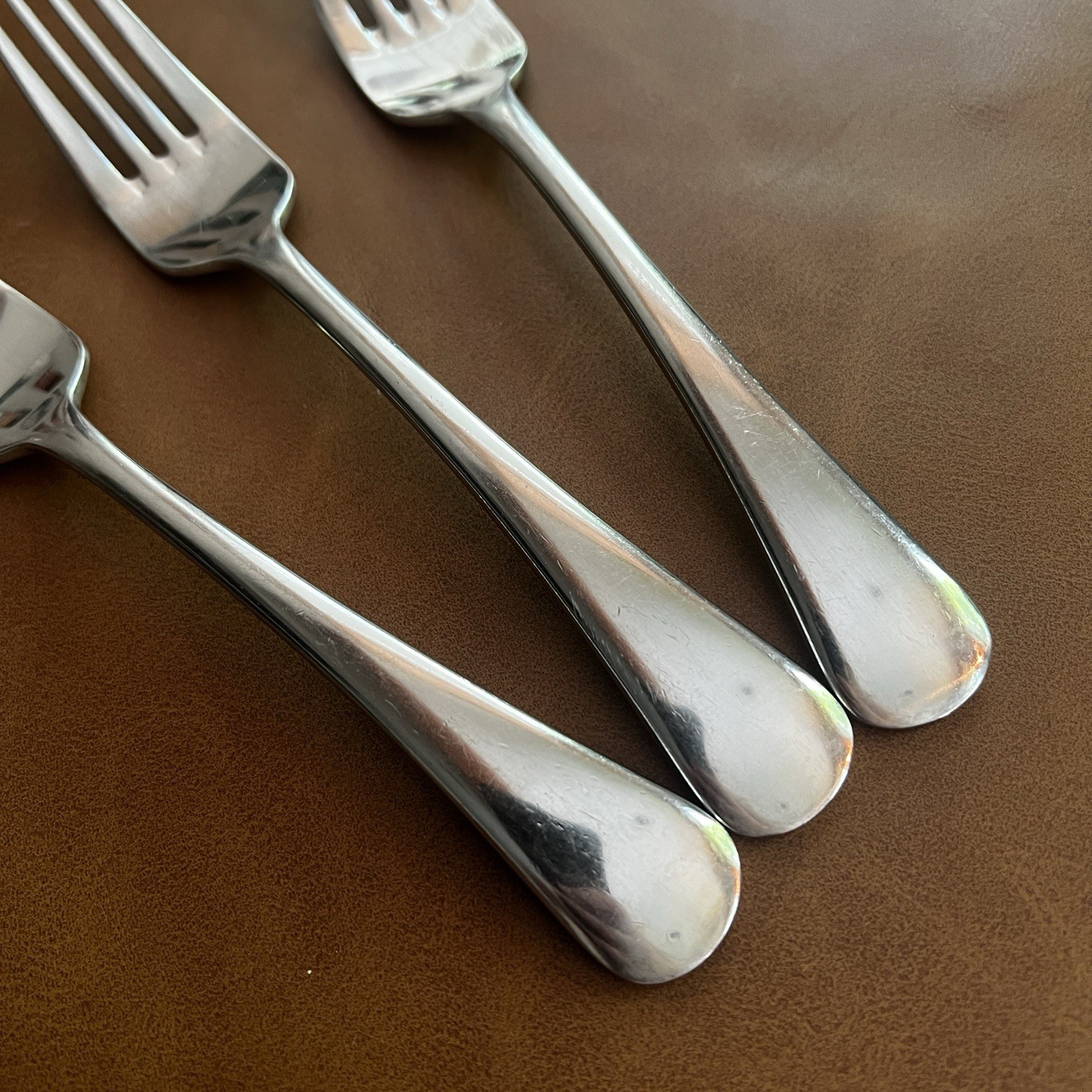 3 Dinner Forks CHANDLER Oneida 18/10 Stainless flatware Glossy Heavyweight gallery