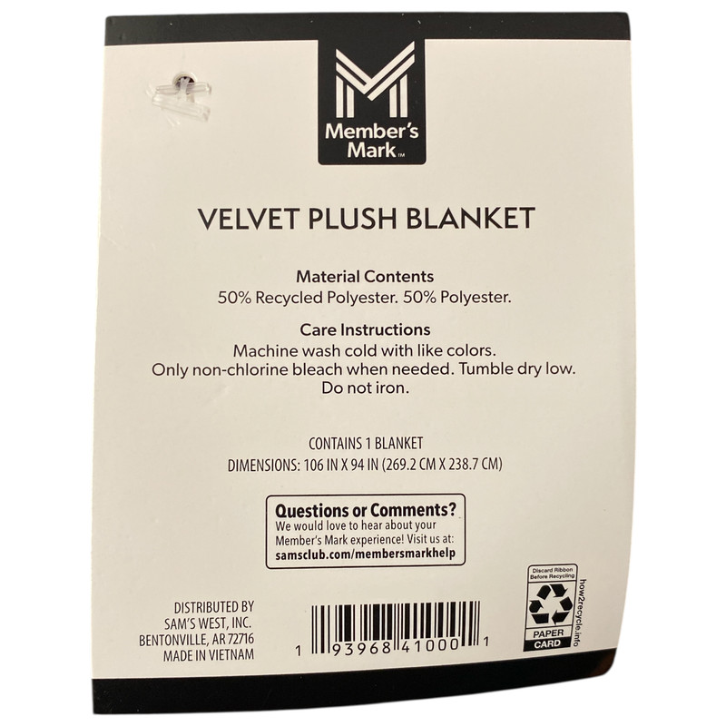 Member's Mark Soft & Luxurious Herringbone Velvet Plush Blanket, 106"x94" gallery