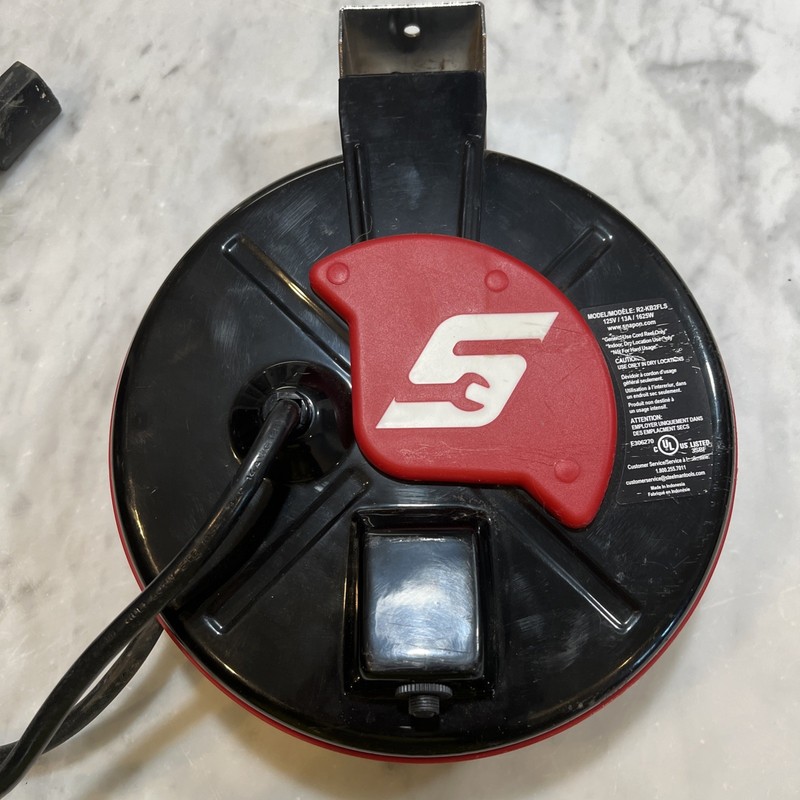 Snap On R2-KB2FLS Retractable Extension Cord 12V/13A/1625W 30’ Reel gallery