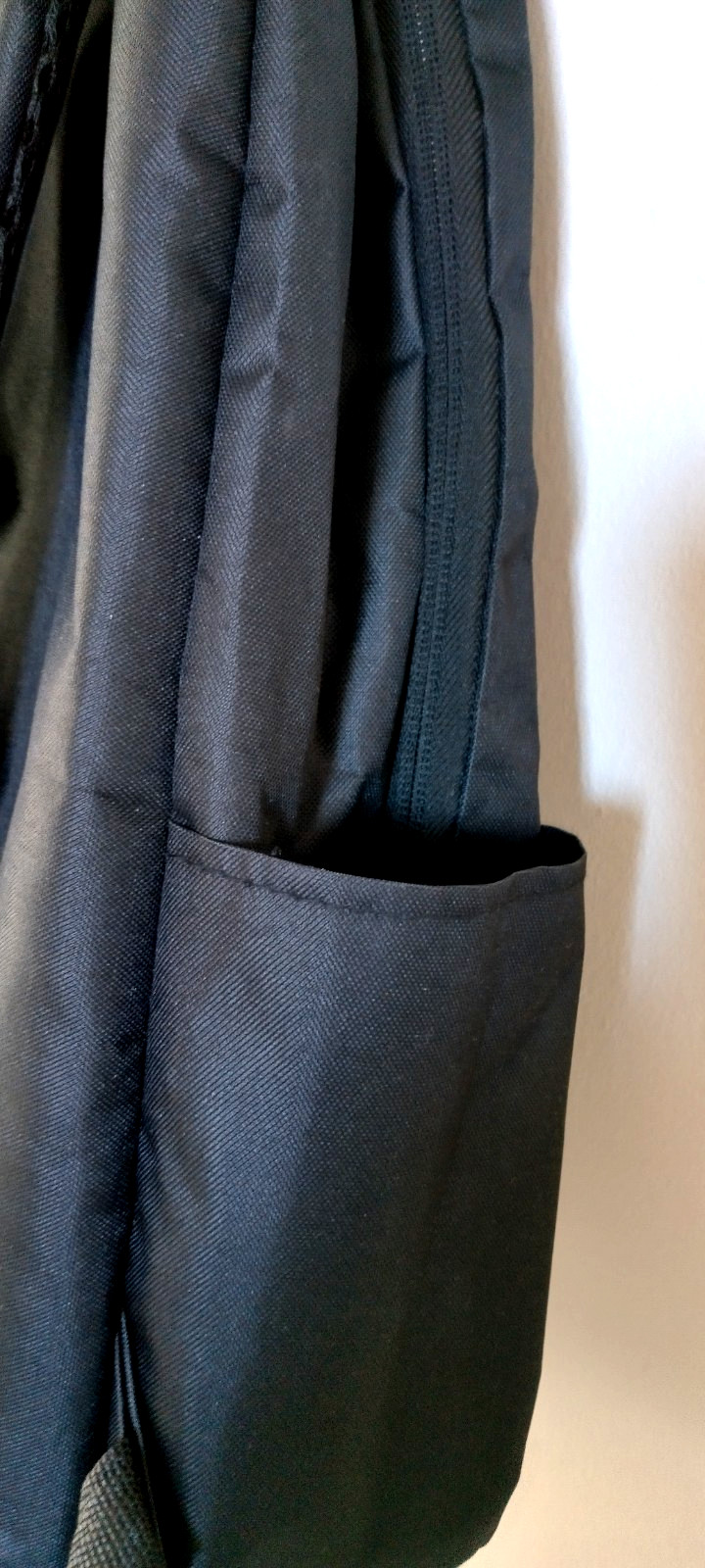 WOBI Inspiring Ideas Black Lightweight Backpack 3