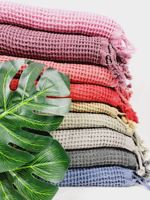 100% Cotton Waffle Honeycomb Pattern Machine Wash Throw Blanket gallery