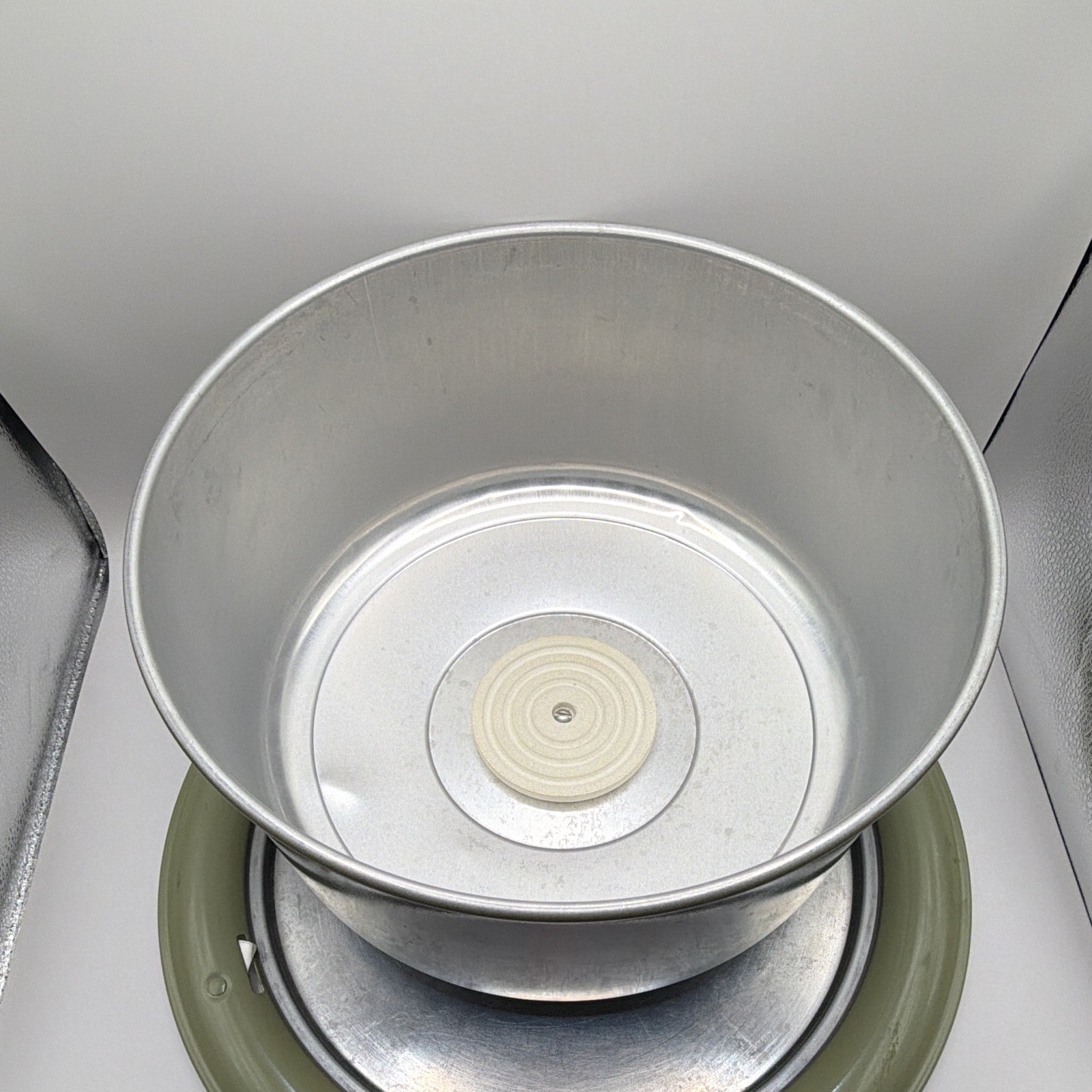 West Bend Round Metal Cake Container 3pc Lid/Tray/Base Handle Green Gray gallery
