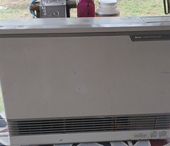 Rinnai ES38P RHFE-1004RFA-P Fan Type Direct Vent Wall Furnace LP Gas 36500 BTU