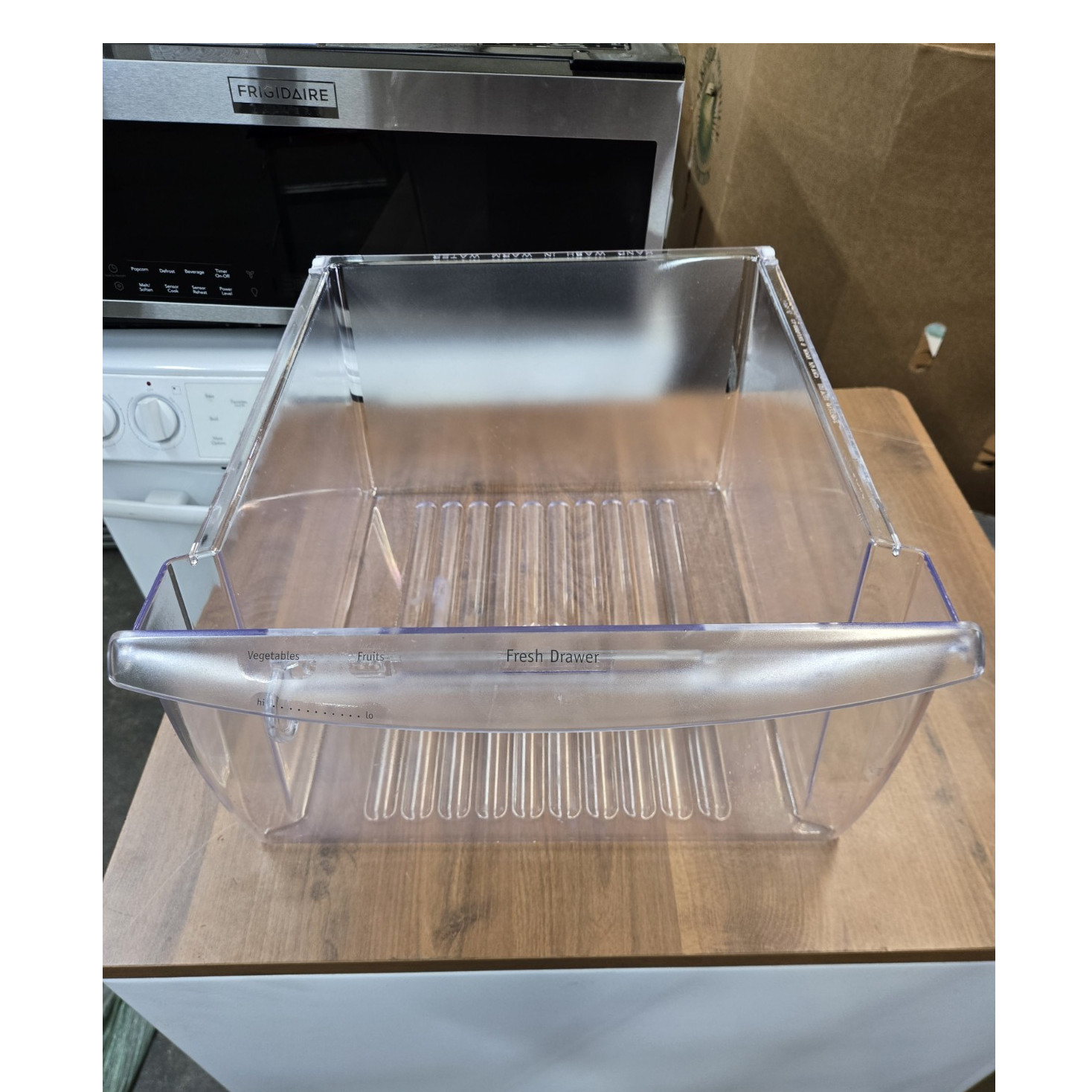Frigidaire Clear Plastic Humidity Drawer Crisper Bin 2402310 no cracks gallery