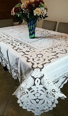 Embroidery Cutwork 54×72″ Tablecloth Cotton Polyester w/ 6 Napkins – Beige color