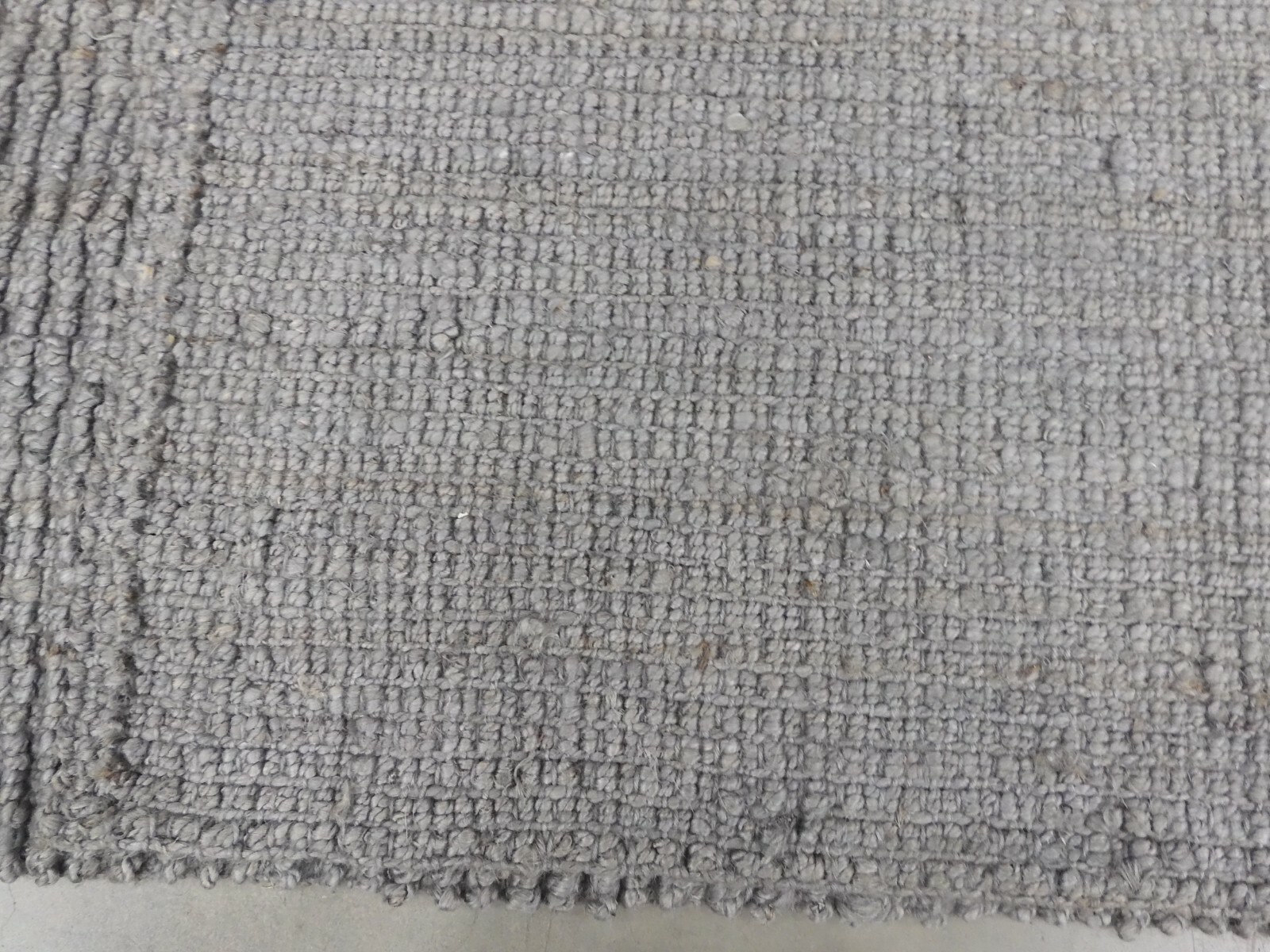 LIGHT GREY 2'-6" X 8' Loose Threads Rug, Reduced Price 1172621966 NF447G-28 gallery
