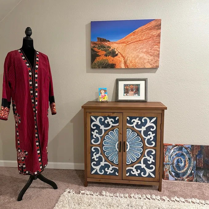 Chinoiserie Porcelain Pattern Accent Cabinet, Modern Wood Storage Sideboard gallery