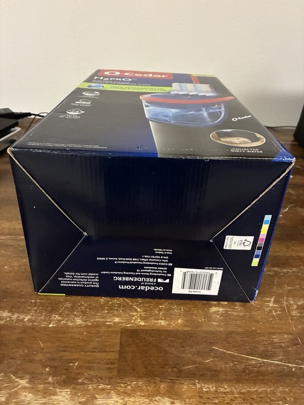 O-Cedar H2prO Microfiber Flat Mop System gallery