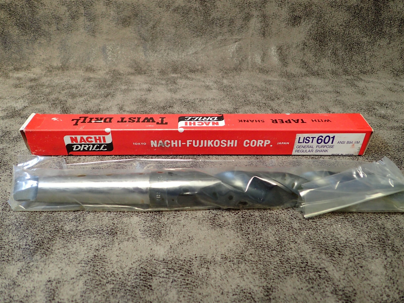 Nachi 1-1/16" HSS 3MT Taper (Reg) Shank Oxide Drill Bit 11-3/8" List 601 BN131 gallery