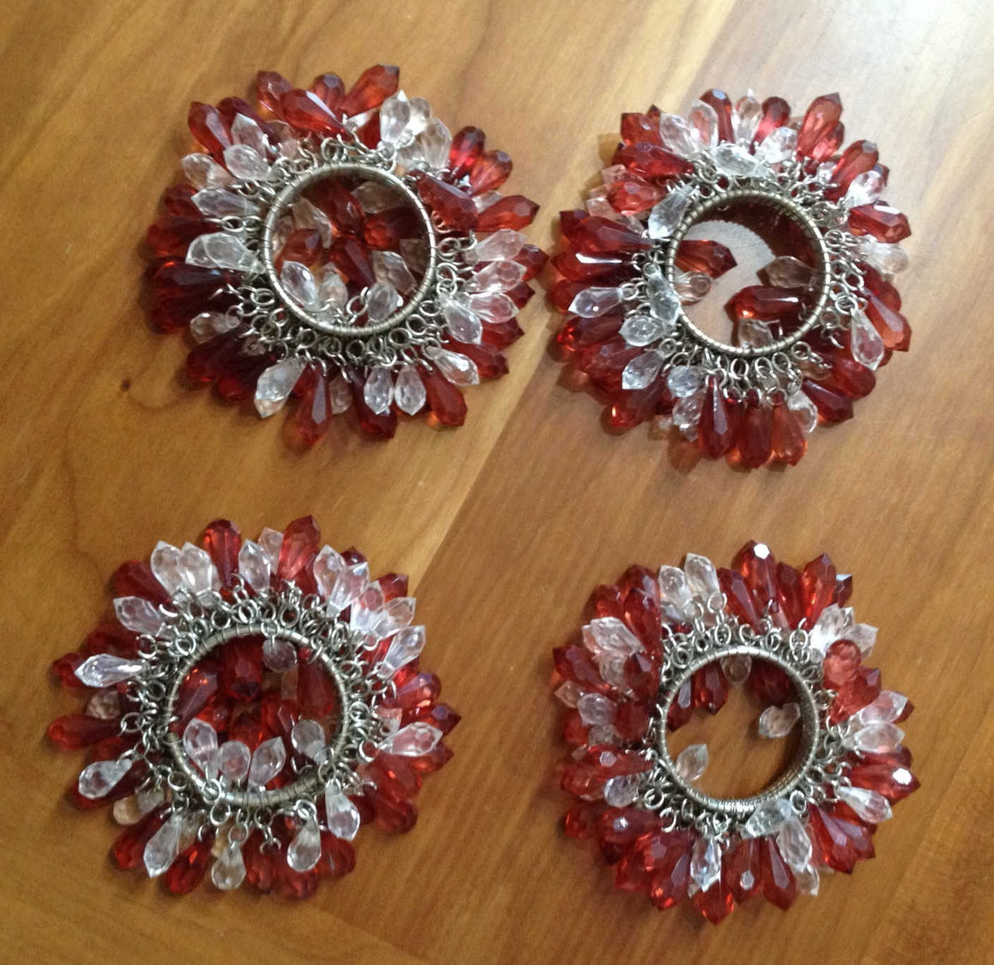Vintage Metal & Acrylic Dangling Beads Napkin Rings. Set of 4 PCS - HEAVY! gallery