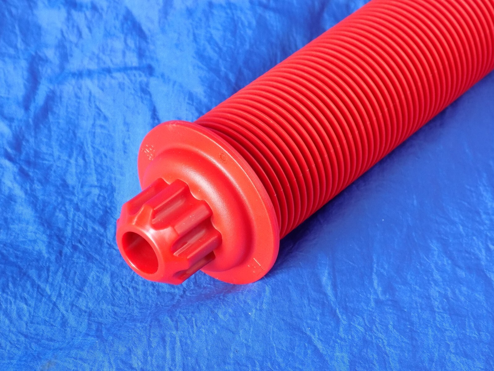 Tupperware Fusion Master Spiralizer Shaft w/ Detachable Blade Replacement VGC gallery
