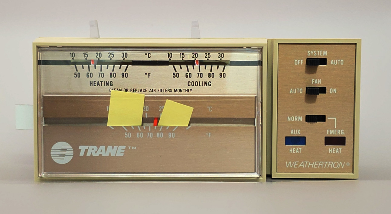Trane BAY28X138A Weathertron Heating And Cooling Thermostat NEW gallery